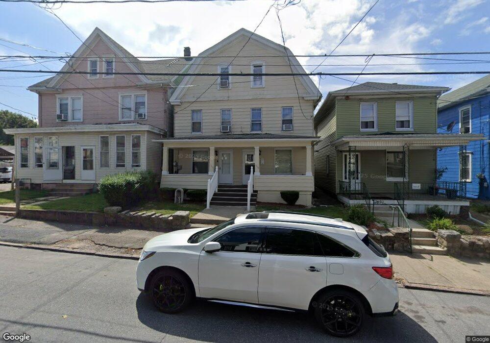 566 N Locust St, Hazleton, PA 18201 - photo 1