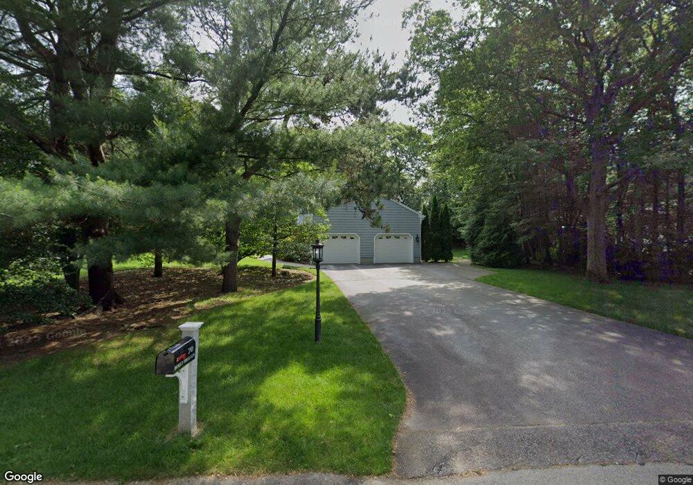 70 Holly Hills Ln, Saunderstown, RI 02874 - photo 1