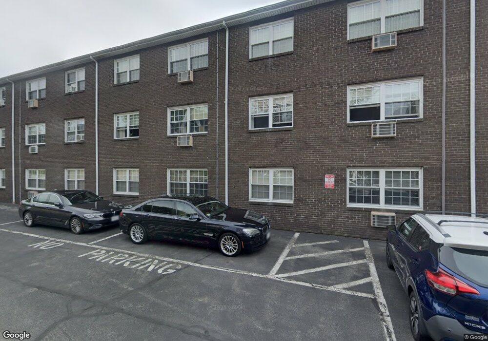 10 Heritage Dr, Salem, MA 01970 - photo 1