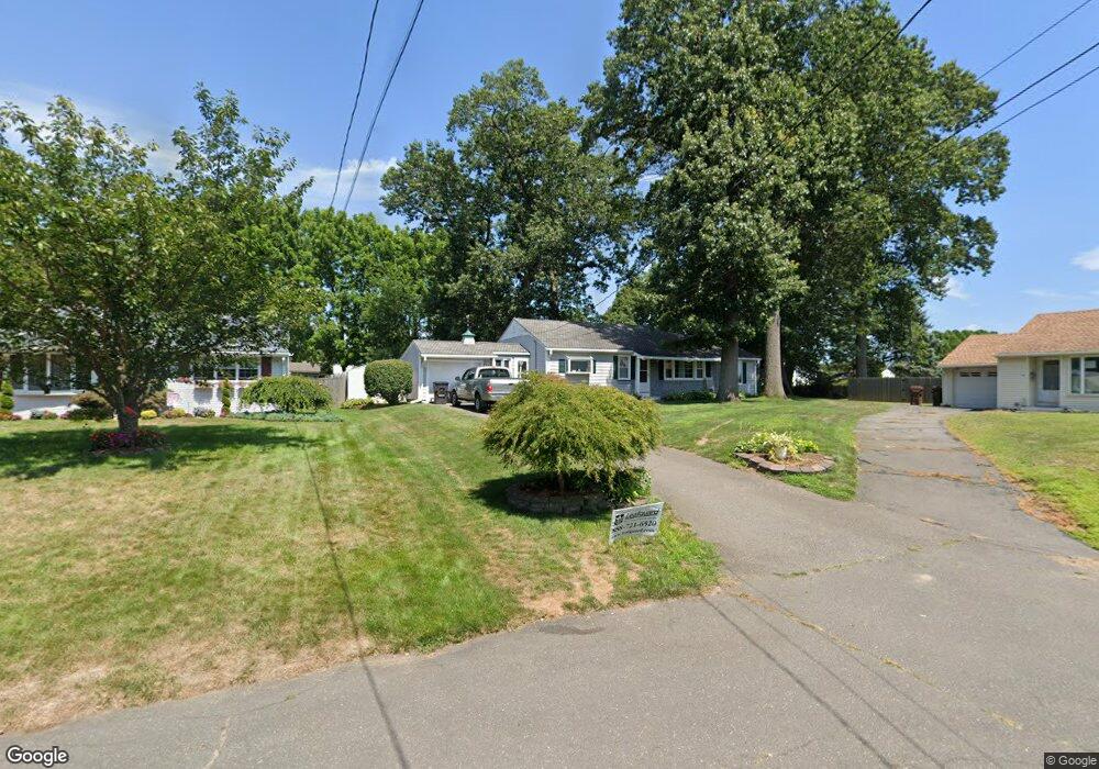 14 Hamilton Ct, Enfield, CT 06082 - photo 1