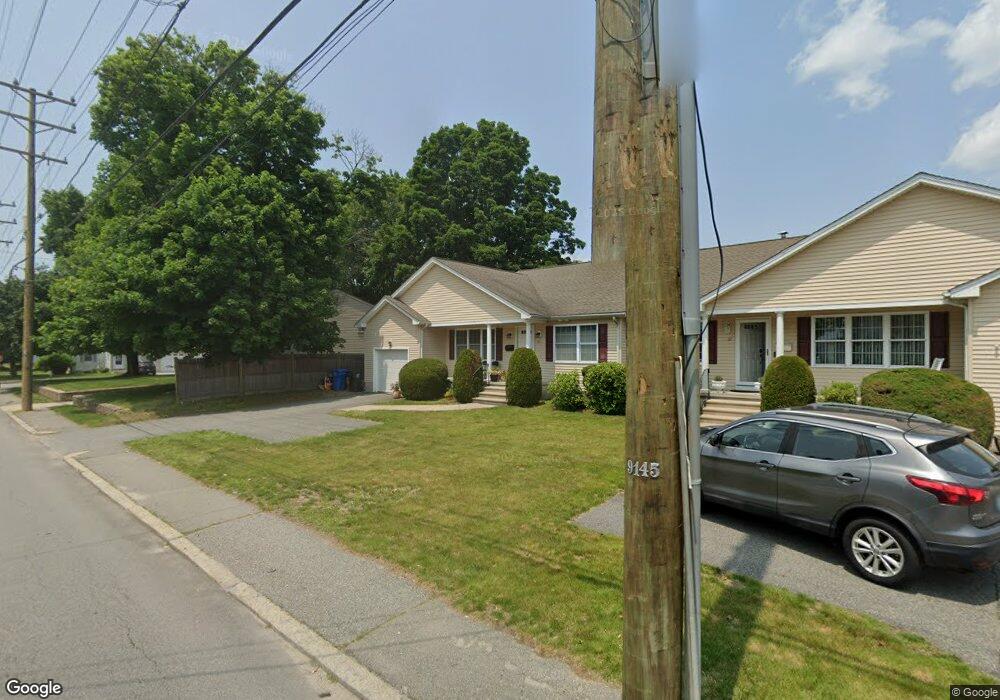 57 Randall St unit 57, Cranston, RI 02920 - photo 1