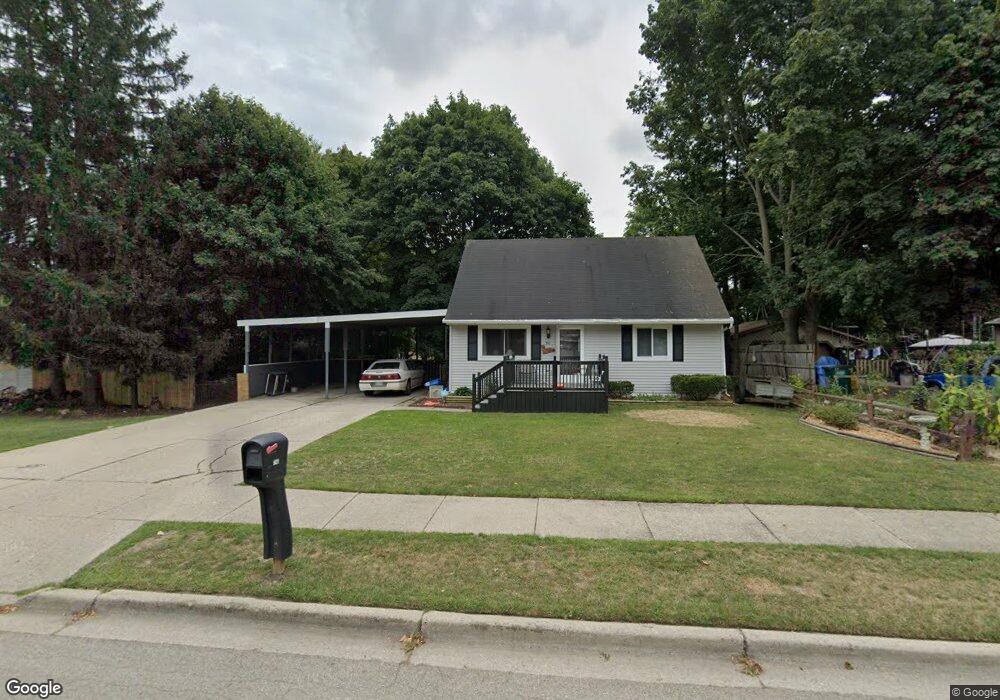 921 W Northrup St, Lansing, MI 48911 - photo 1