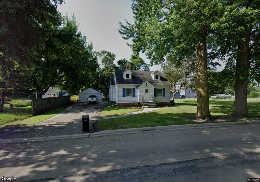 1706 SE Marshall St, Albert Lea, MN 56007 - photo 1