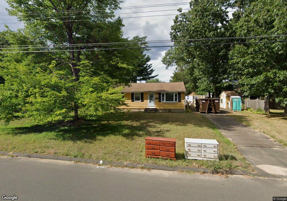 34 Juniper Dr, Windsor Locks, CT 06096 - photo 1