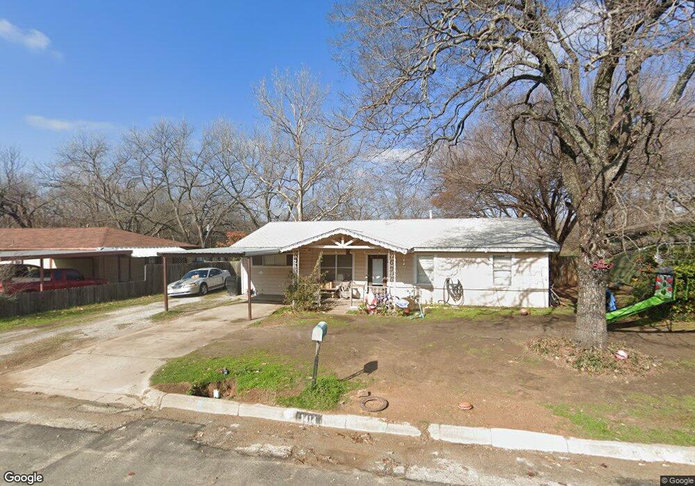 1414 W Water St, Weatherford, TX 76086 - photo 1