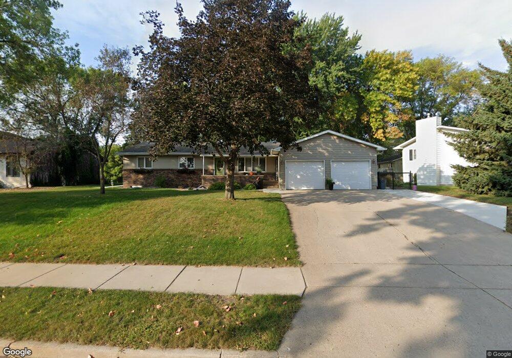 1310 Southridge Rd, New Ulm, MN 56073 - photo 1