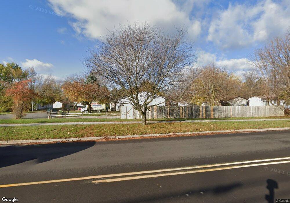 3900 Limerick Cir, Lansing, MI 48911 - photo 1