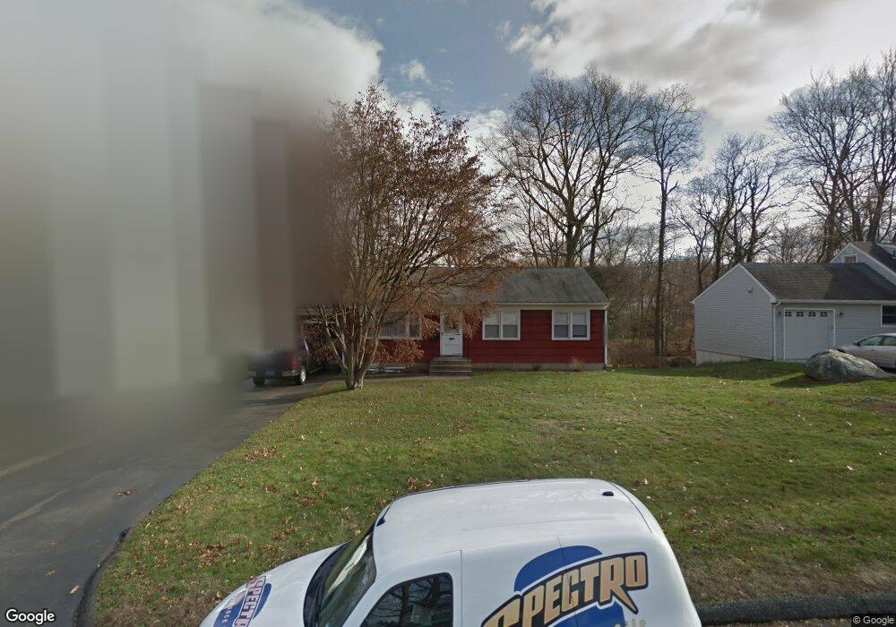 69 Meadowpark Ave N, Stamford, CT 06905 - photo 1