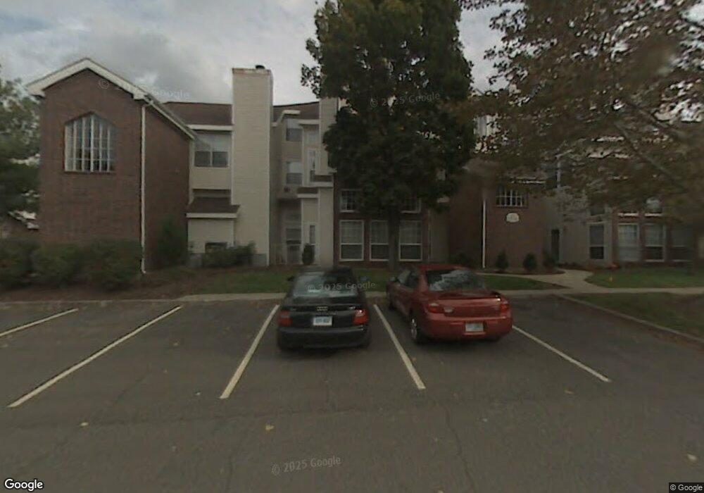 116 Carriage Crossing Ln, Middletown, CT 06457 - photo 1