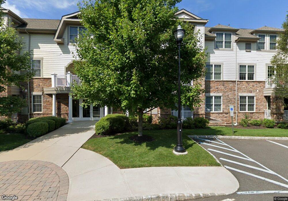 477 Victoria Dr unit M2, Bridgewater, NJ 08807 - photo 1