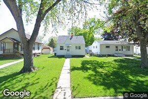 1225 Magnolia Pkwy, Waterloo, IA 50701