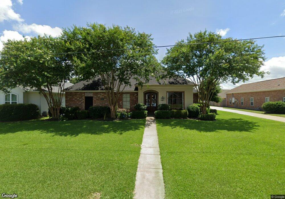 2413 Tyler St, Lake Charles, LA 70605 - photo 1