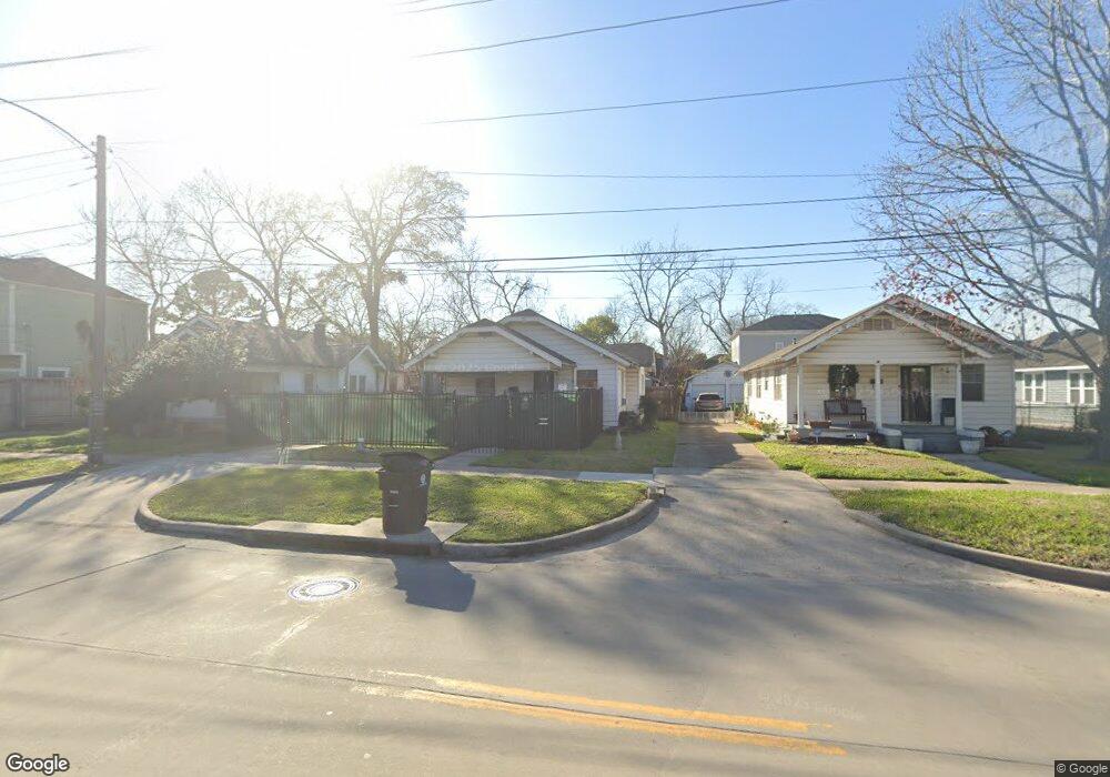 1811 and 1815 Studewood St, Houston, TX 77008 - photo 1