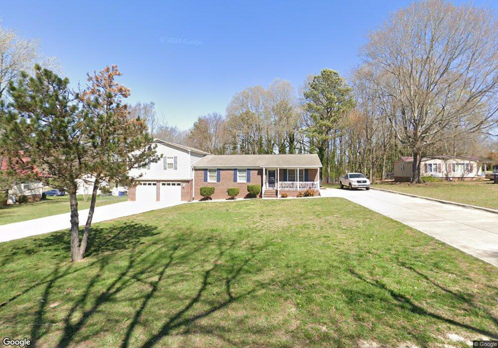 502 N 4th Ave, Siler City, NC 27344 - photo 1