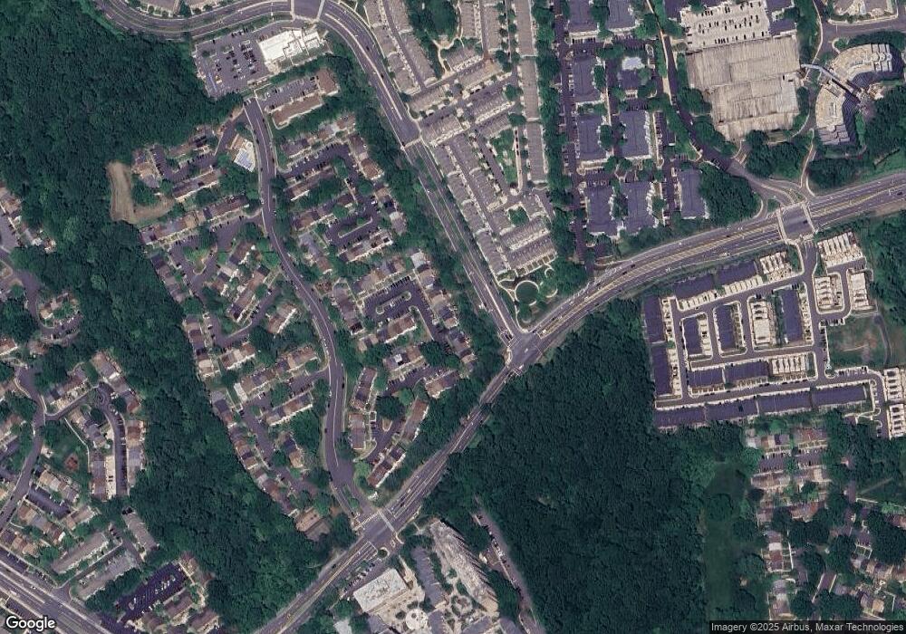 3041 White Birch Ct, Fairfax, VA 22031 - photo 1