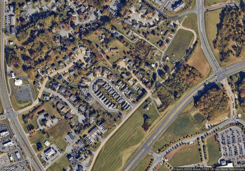 2556 Greenport Dr, Harrisonburg, VA 22801 - photo 1