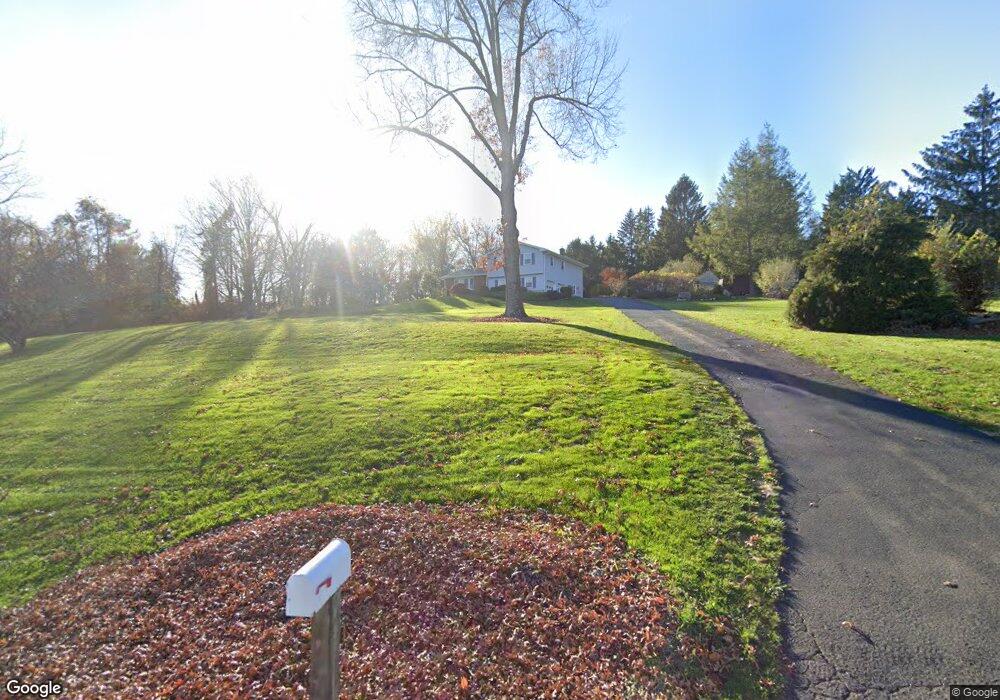 3 Cloverleaf Dr, New Fairfield, CT 06812 - photo 1