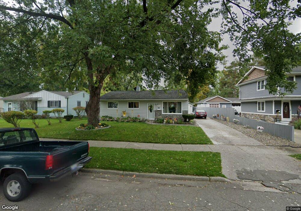 3353 Glenbrook Dr, Lansing, MI 48911 - photo 1