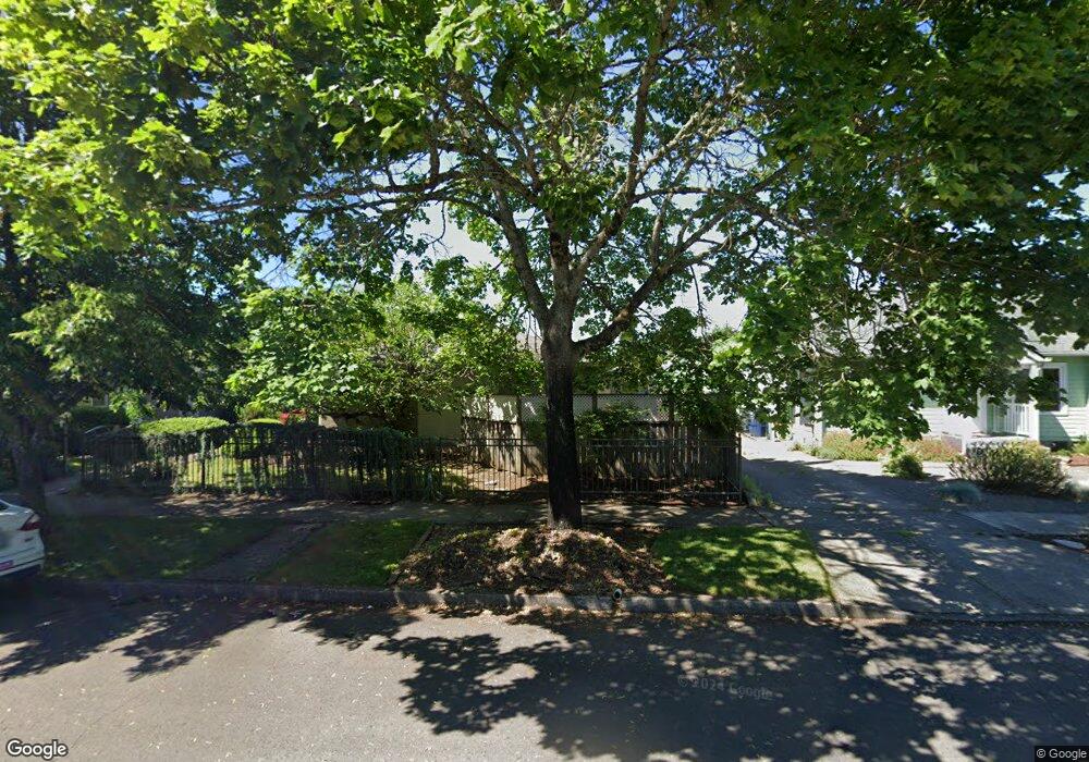 1595 W 12th Ave, Eugene, OR 97402 - photo 1