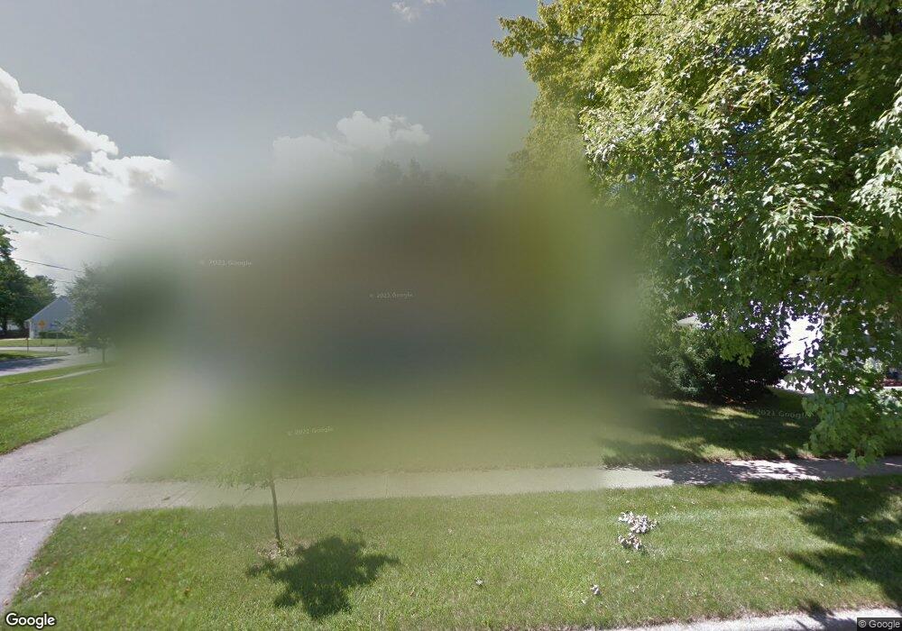 1005 Scottdale Dr, Adrian, MI 49221 - photo 1