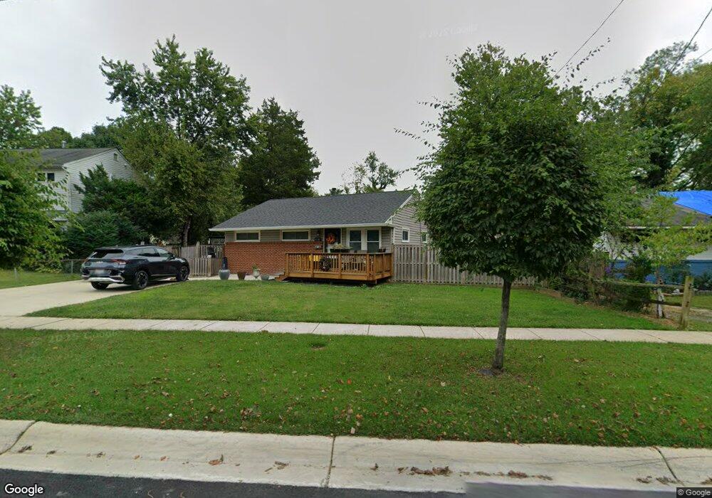 13801 Parkland Dr, Rockville, MD 20853 - photo 1