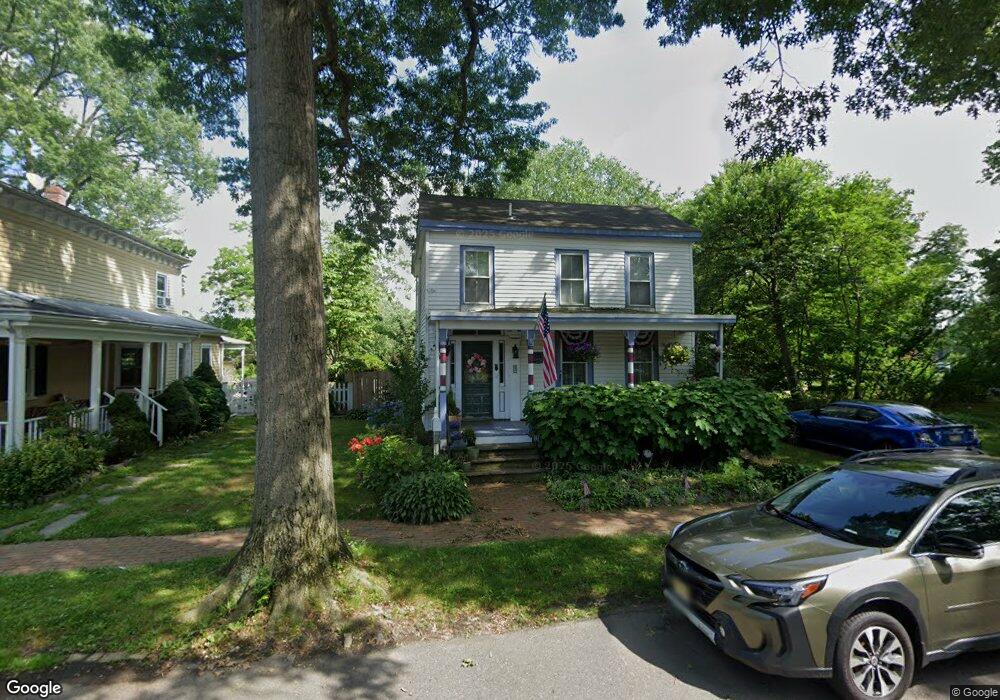 32 Maplewood Ave, Cranbury, NJ 08512 - photo 1