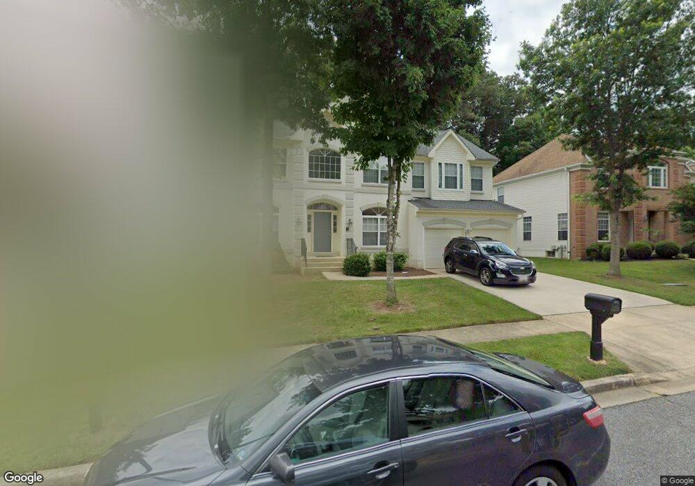 10121 Ellard Dr, Lanham, MD 20706 - photo 1