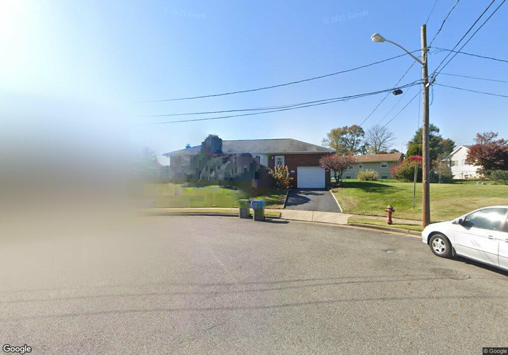 8 Conover Ct, Edison, NJ 08817 - photo 1