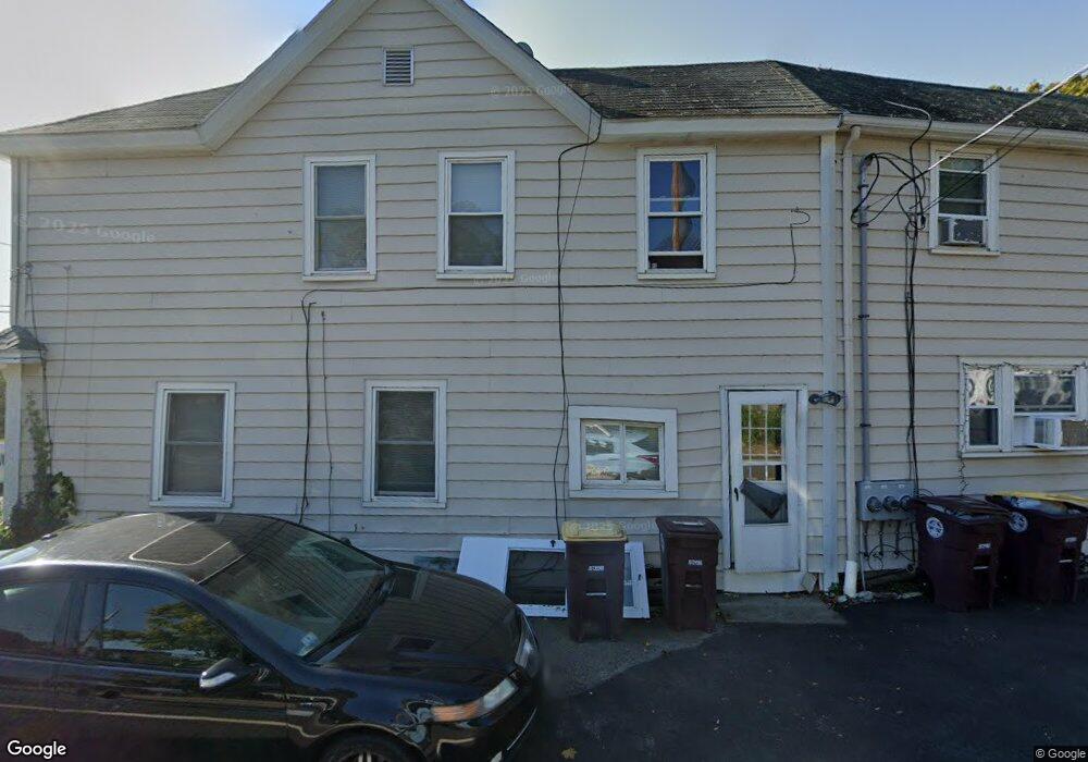 1370-1372 Pleasant St, Weymouth, MA 02189 - photo 1