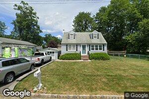 40 Oak Blvd, Cedar Knolls, NJ 07927