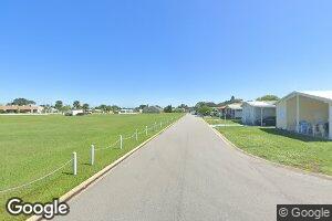 911 Hawthorn Cir, Micco, FL 32976