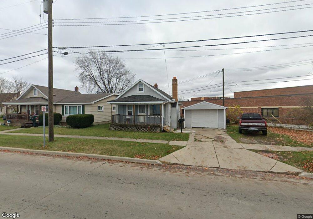 18 17th St, Port Huron, MI 48060 - photo 1