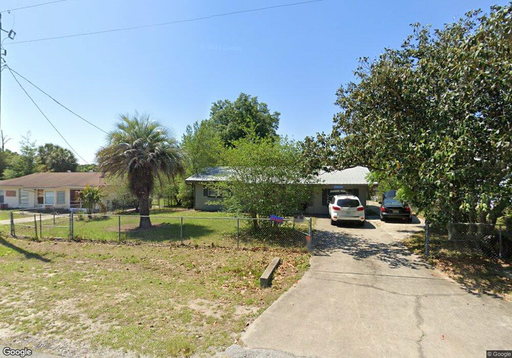21380 SW Honeysuckle St, Dunnellon, FL 34431 - photo 1