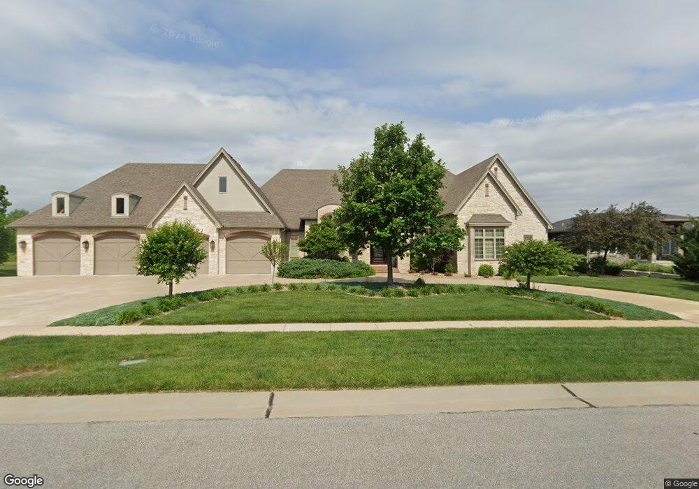 4425 SW Stonybrook Dr, Topeka, KS 66610 - photo 1