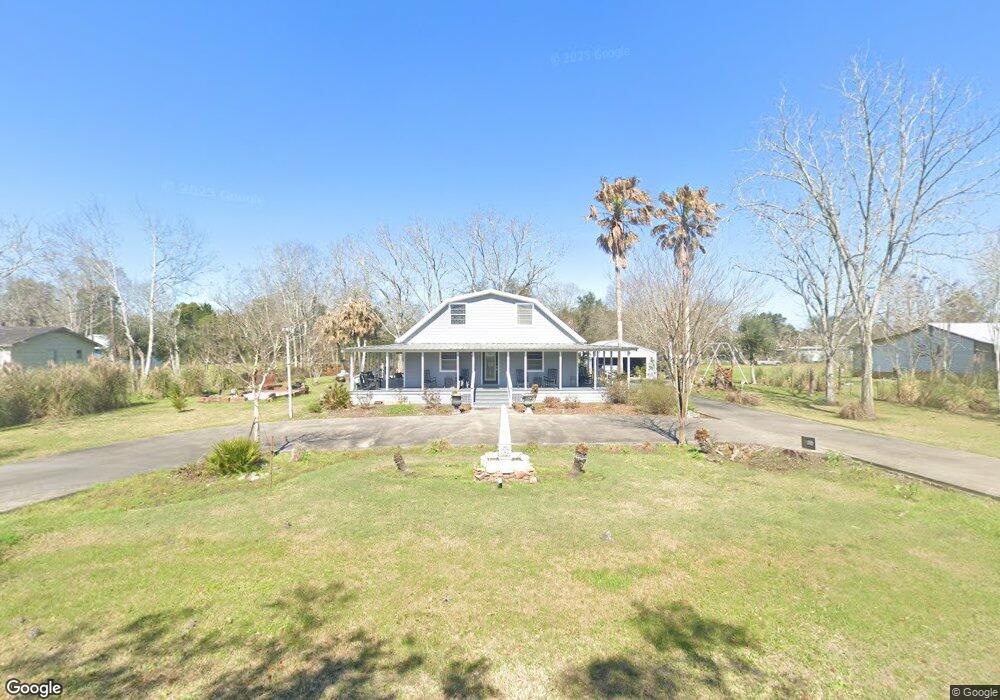 19018 Forest St, Alvin, TX 77511 - photo 1