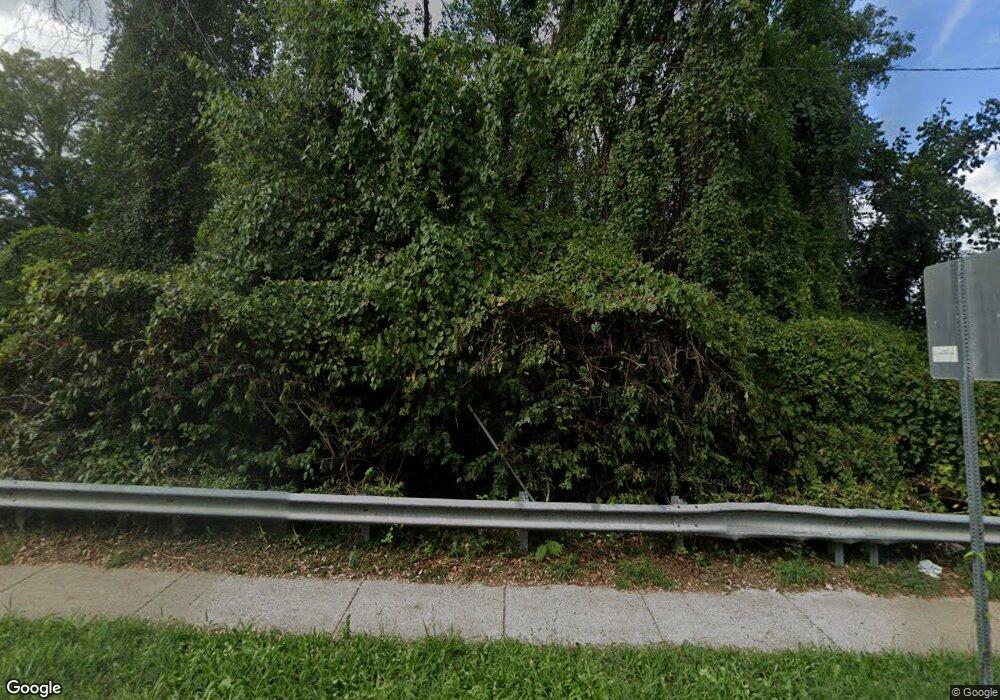 6920 Haycock Rd, Falls Church, VA 22043 - photo 1