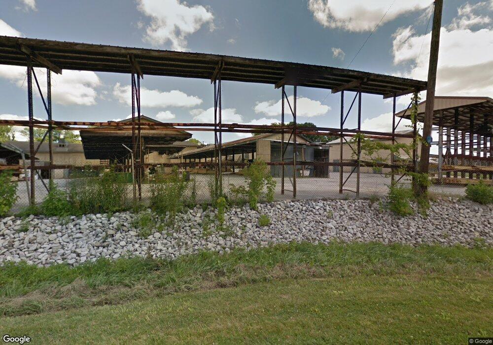 611 W 11th St unit Lower Level Suite 3, Bloomington, IN 47404 - photo 1