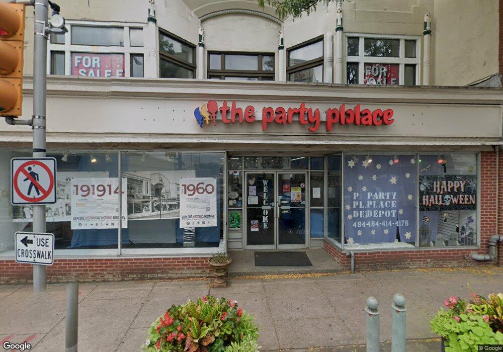 10 W Lancaster Ave unit 2ND FLOOR, Ardmore, PA 19003 - photo 1