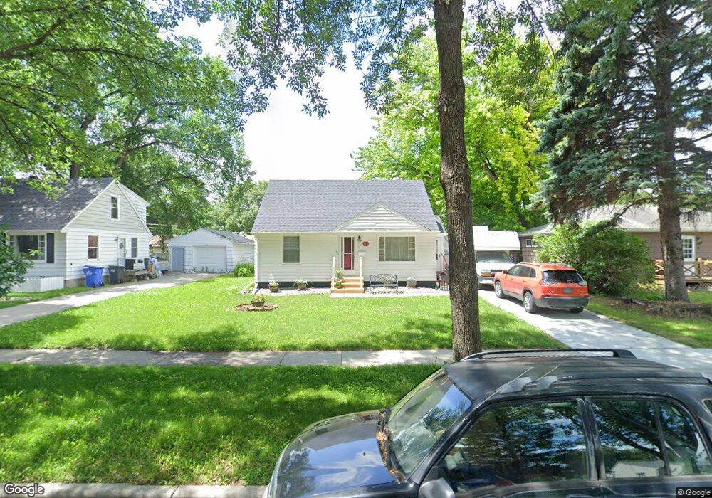 913 20th St S, Fargo, ND 58103 - photo 1