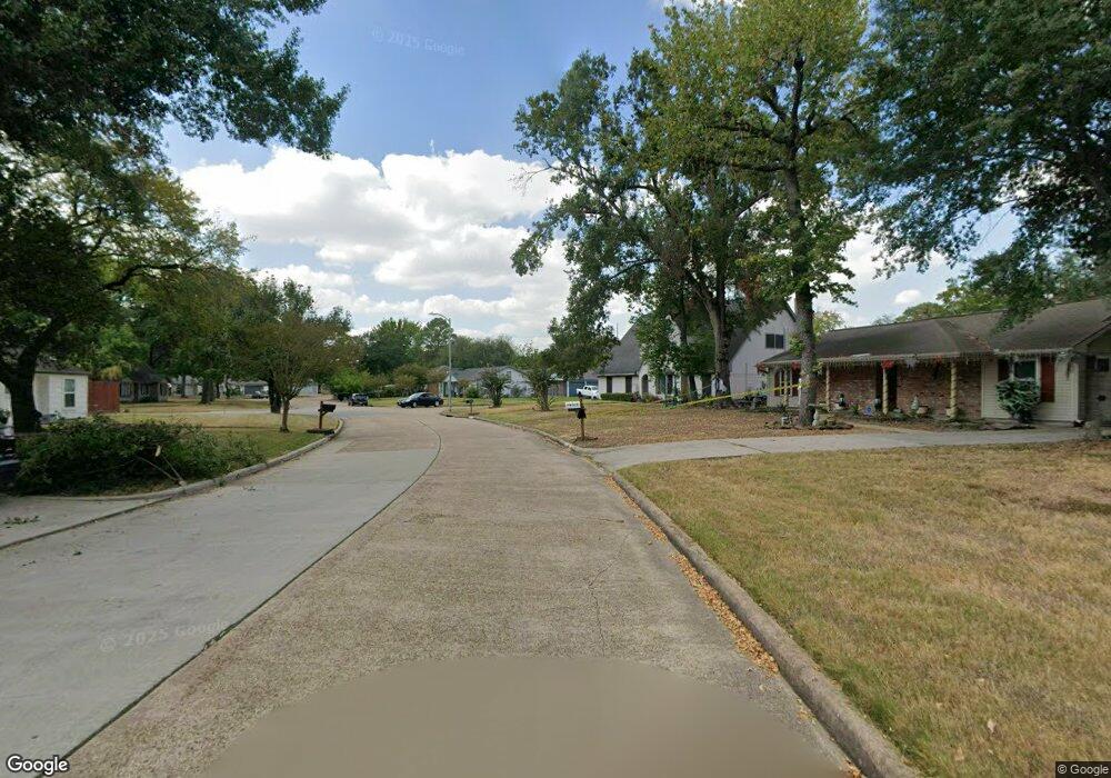 18411 Fairwood Dr, Houston, TX 77088 - photo 1