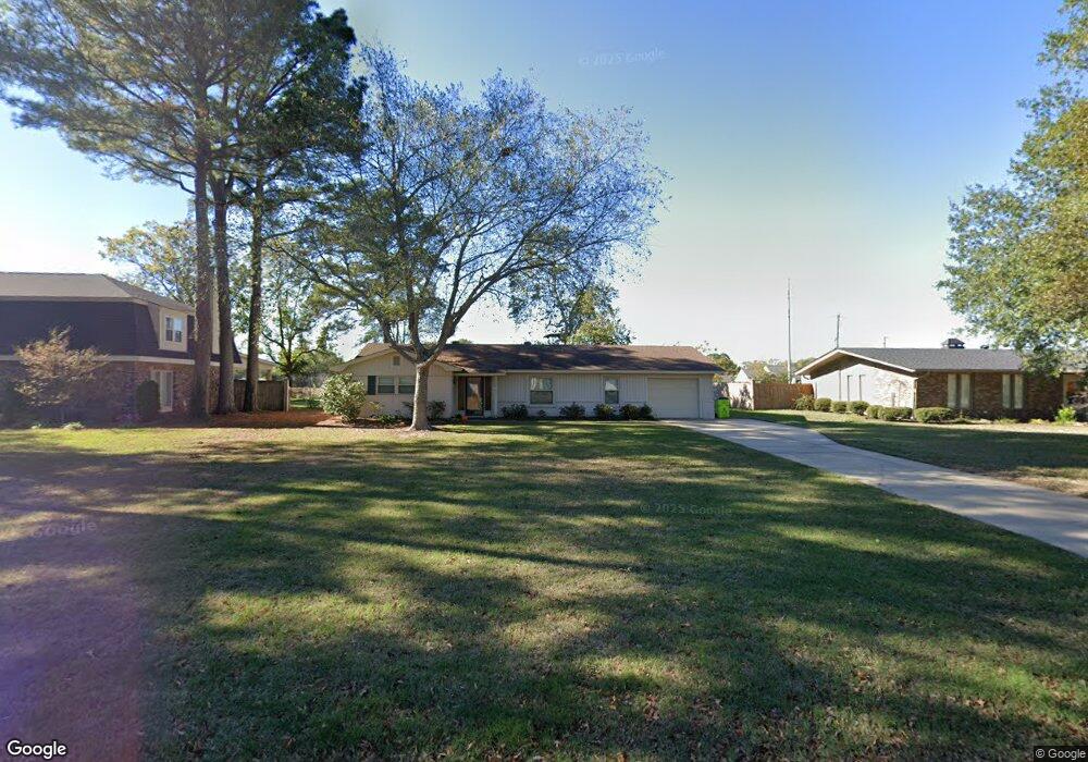 1906 Mccracken St, Stuttgart, AR 72160 - photo 1