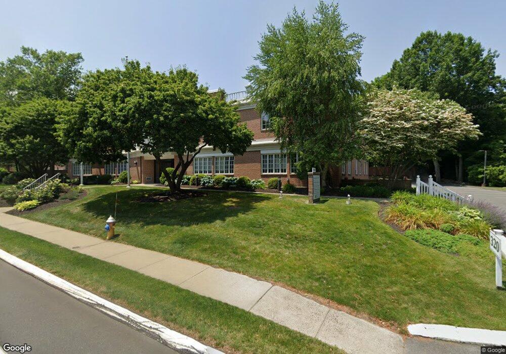 320 Post Rd W, Westport, CT 06880 - photo 1