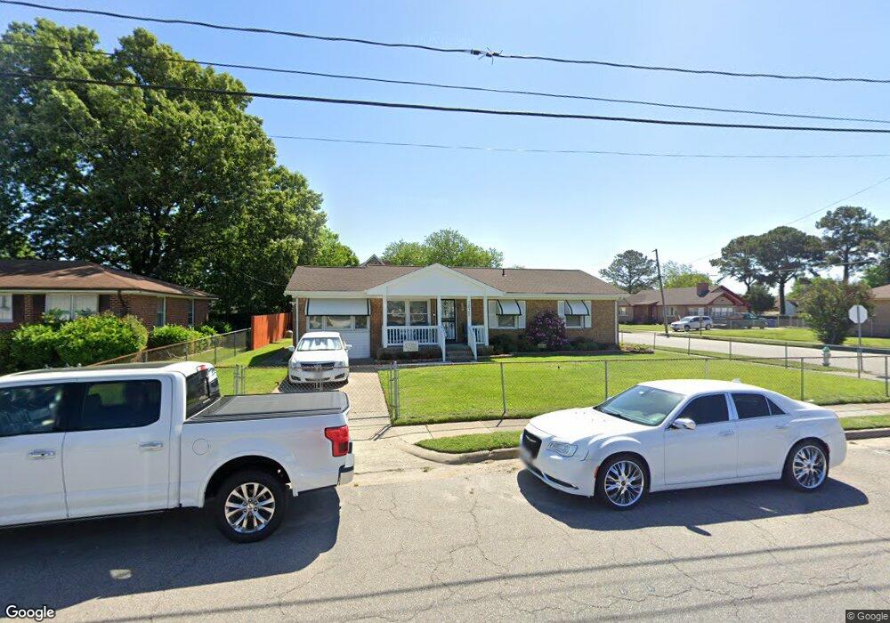 2025 Effingham St, Portsmouth, VA 23704 - photo 1