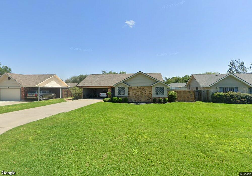 509 Bonvue St, Lake Charles, LA 70605 - photo 1