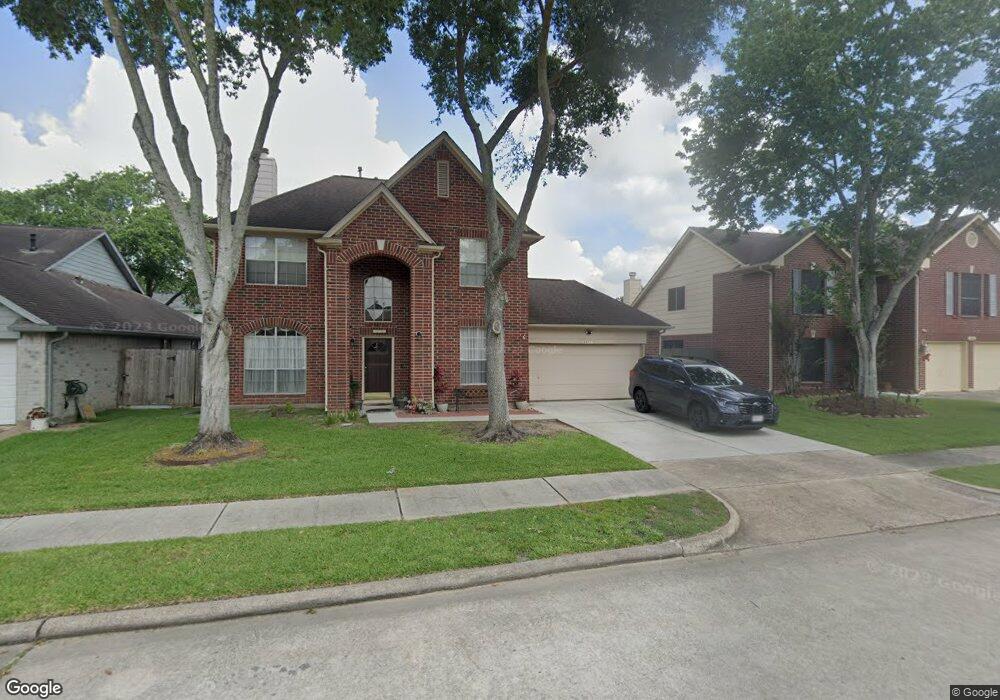 4910 Ten Sleep Ln, Friendswood, TX 77546 - photo 1