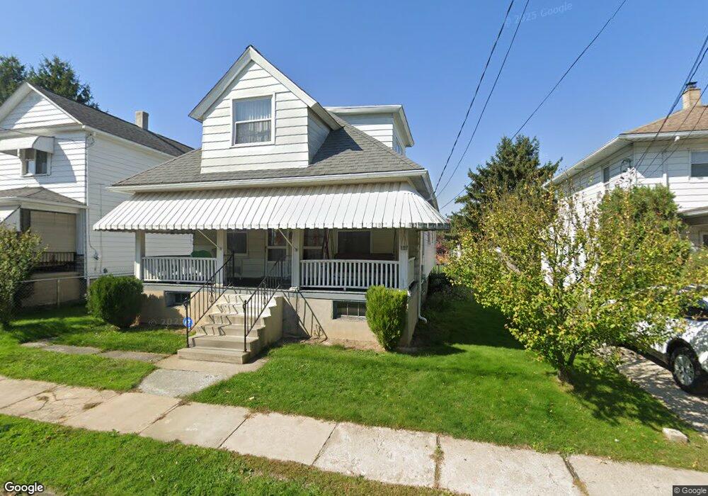 230 Center St, Dupont, PA 18641 - photo 1