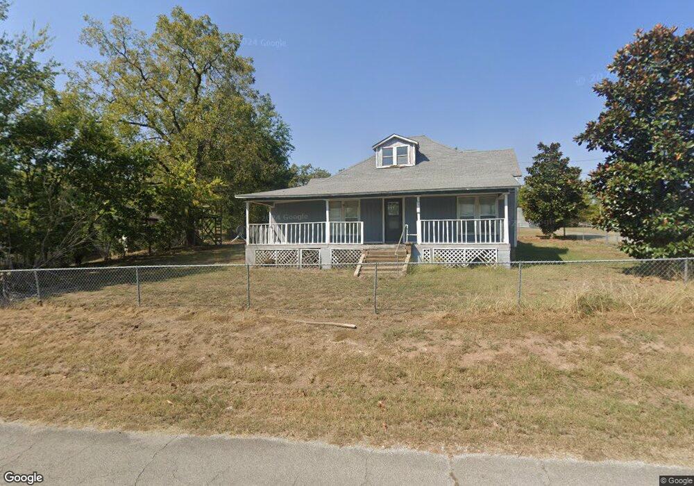 320 S Mission Ave, Tahlequah, OK 74464 - photo 1