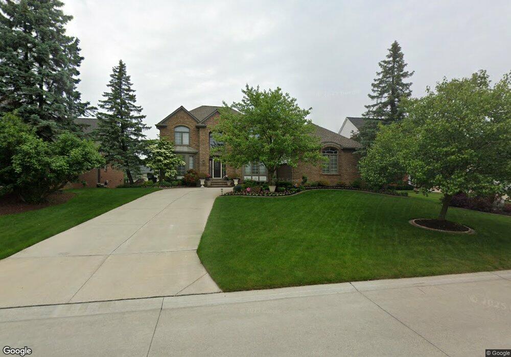 3660 Aynsley Dr, Rochester Hills, MI 48306 - photo 1