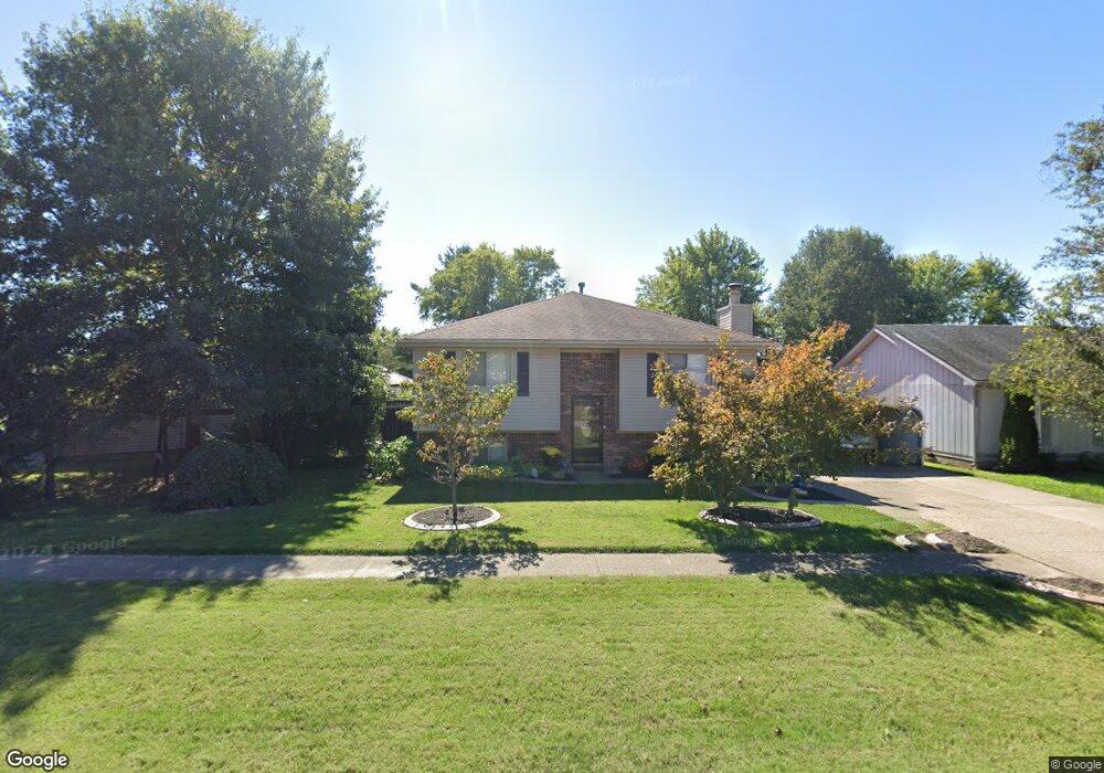 6920 Applegate Ln, Louisville, KY 40228 - photo 1