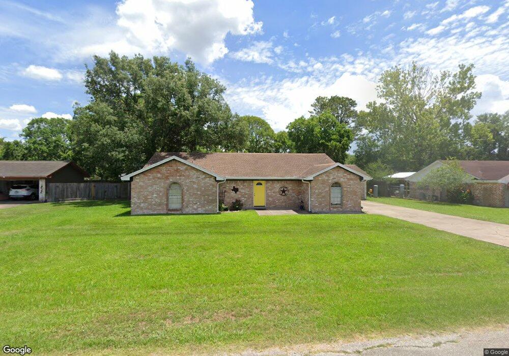 140 Lakeview Dr, Alvin, TX 77511 - photo 1